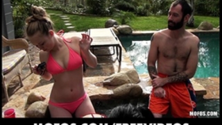 Pair of teenies in bikinis talk about having a hawt tub trio